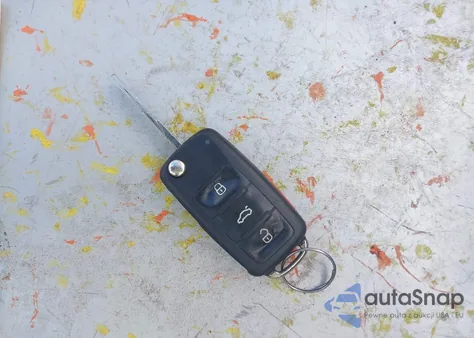 2014 Volkswagen Passat 2.5L Wolfsburg Edition z USA, uszkodzony, nr VIN 1VWAH7A39EC024413